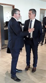 1. Photo de la rencontre entre Franck Proust et Gérald Darmanin (Crédit : Nîmes Métropole)